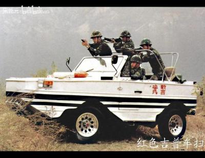 武警早期水陆两栖突击车