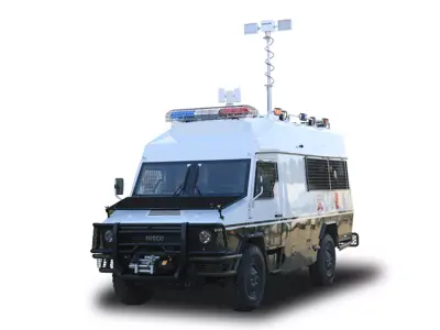 瑞中改装汽车制造的武警应急突击车