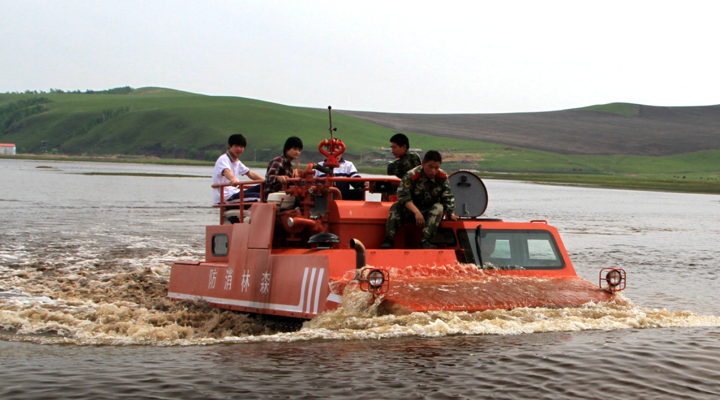 江麓 SXD09-Y 多功能履带式森林消防车